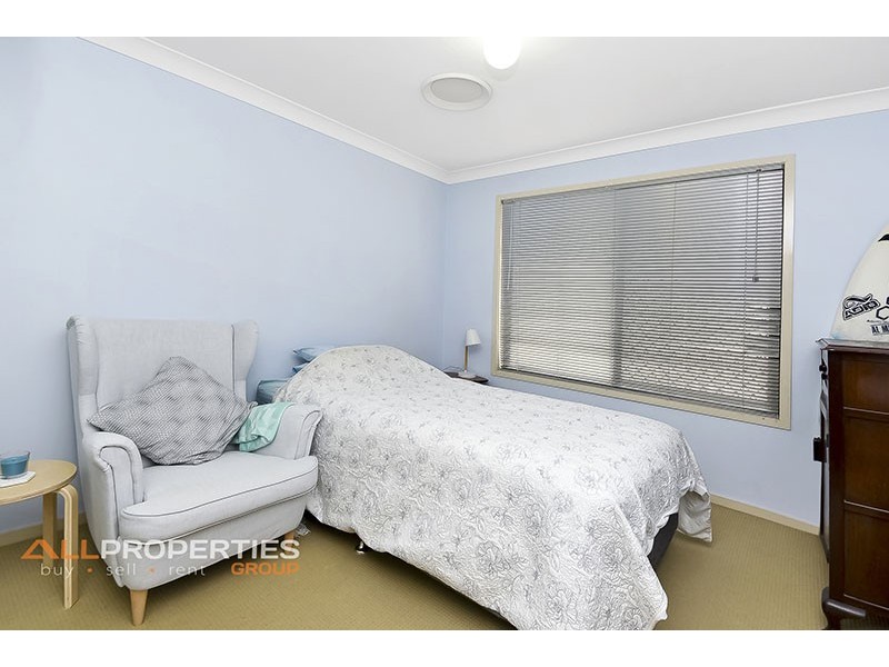 7 Tropical Drive, Forest Lake QLD 4078