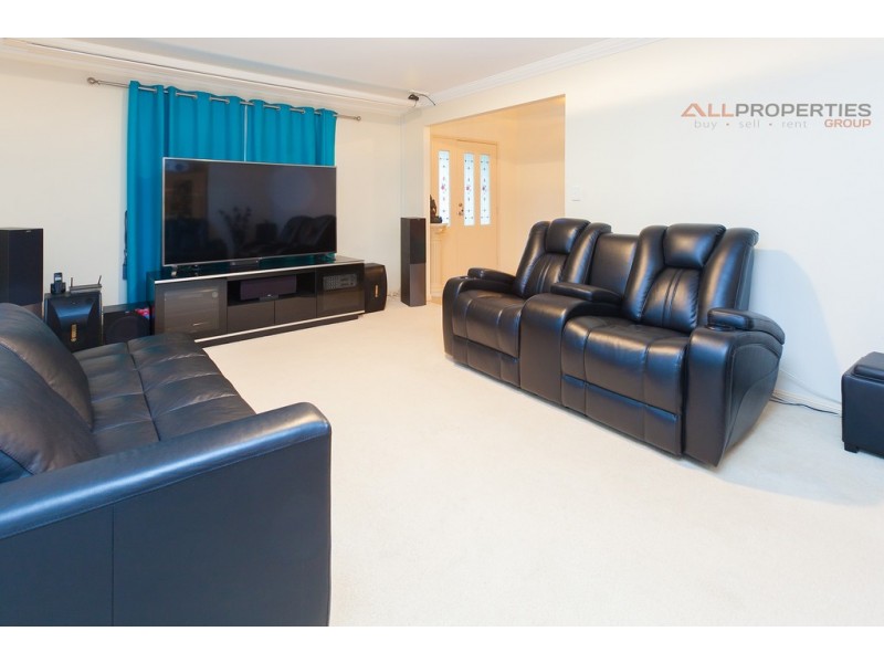 16 Morialta Pl, Parkinson QLD 4115