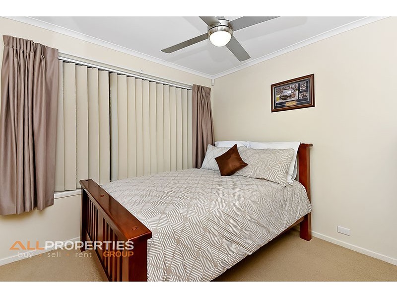 30 DRACON STREET, Regents Park QLD 4118