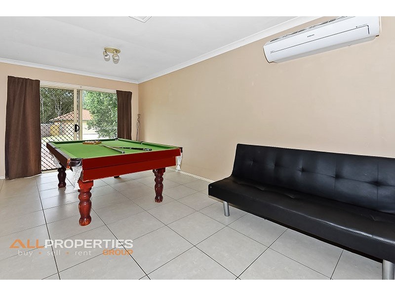 27 REGAL DRIVE, Regents Park QLD 4118