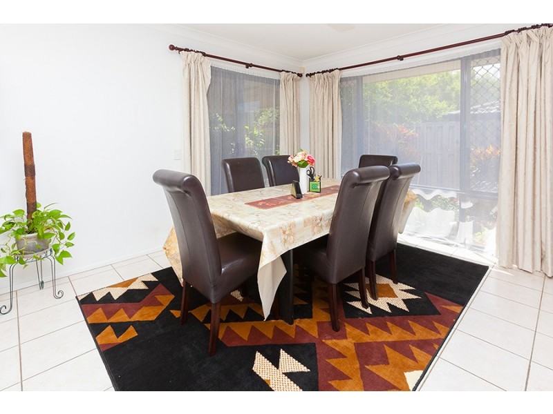 15 Mimosa Street, Parkinson QLD 4115