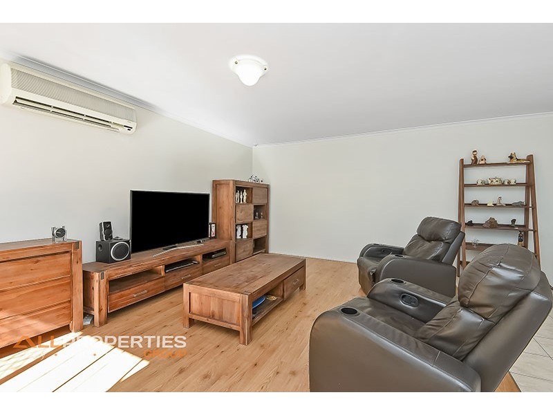 20 Macquarie Circuit, Forest Lake QLD 4078