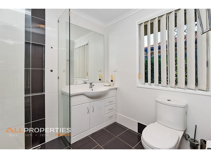 20 Macquarie Circuit, Forest Lake QLD 4078