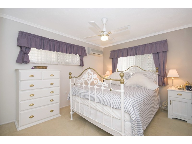21 Cowper Avenue, Eagleby QLD 4207