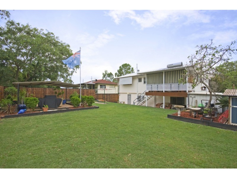 21 Cowper Avenue, Eagleby QLD 4207