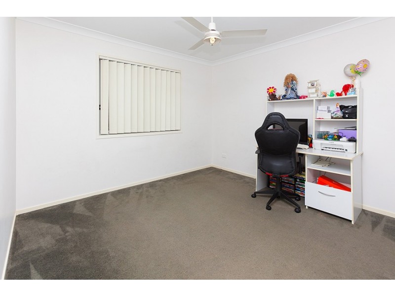 16 Lamberth Road, Regents Park QLD 4118