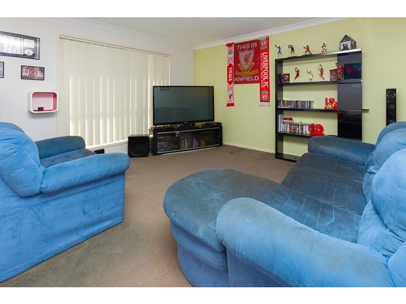 16 Lamberth Road, Regents Park QLD 4118