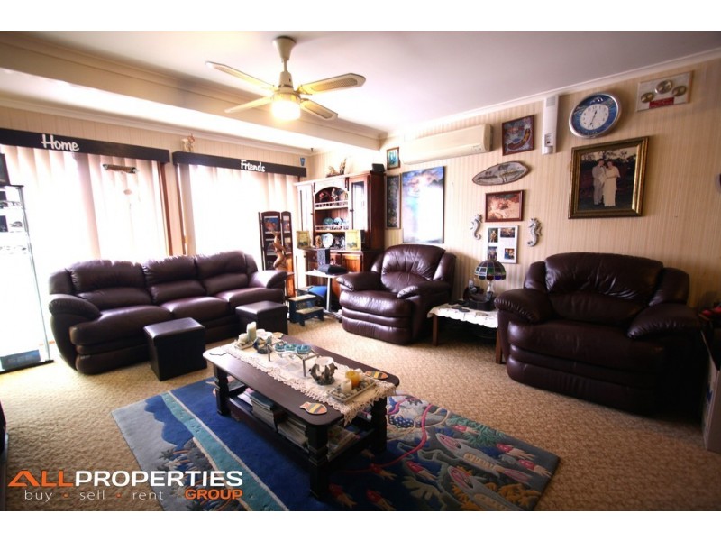 36 Paperbark Street, Crestmead QLD 4132