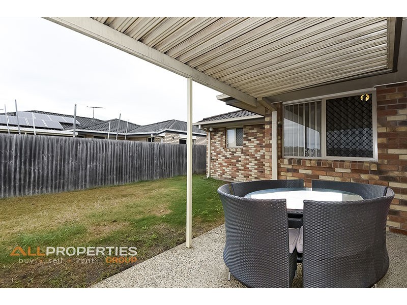 10 James Street, Crestmead QLD 4132