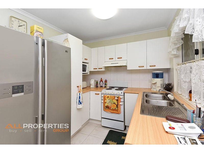 62 BOTTLEBRUSH DRIVE, Regents Park QLD 4118