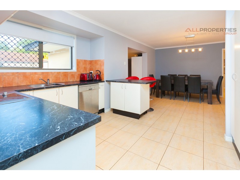 20 Letitia Street, Regents Park QLD 4118