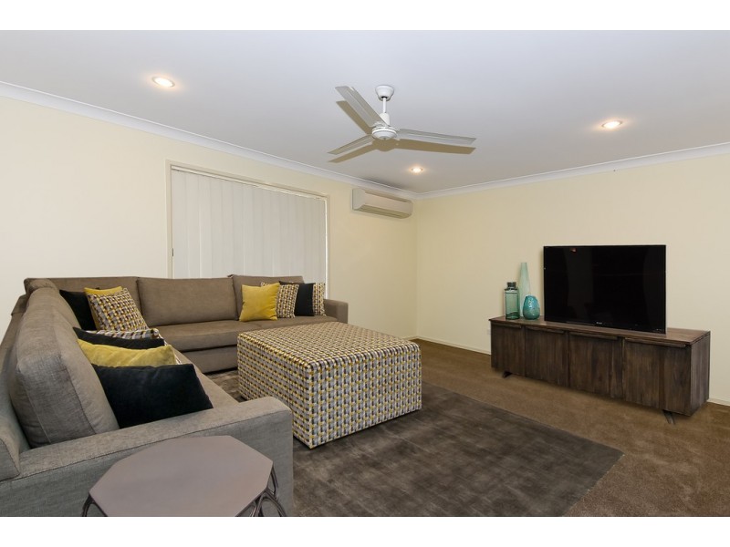 14 Purdie Pl, Forest Lake QLD 4078