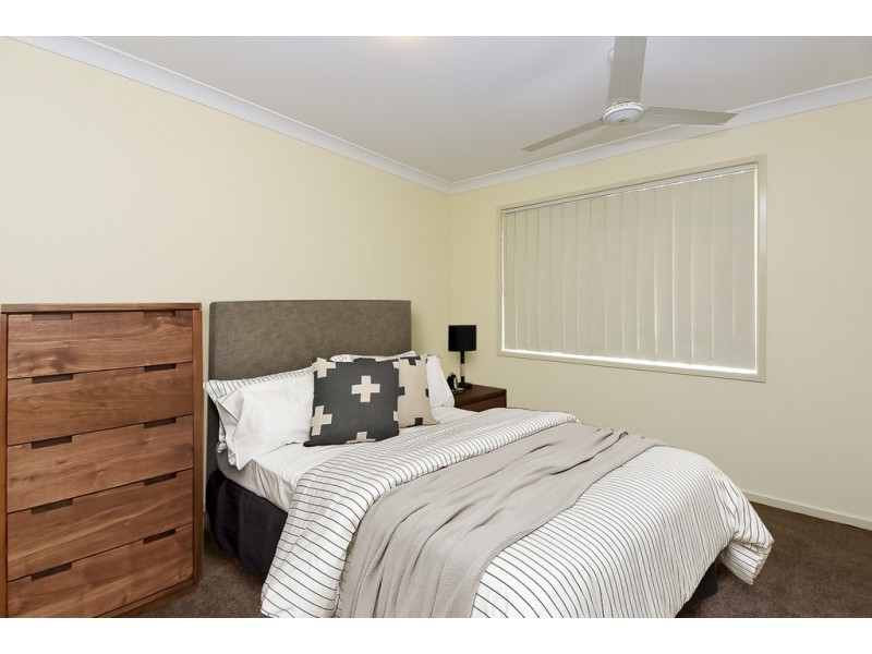 14 Purdie Pl, Forest Lake QLD 4078