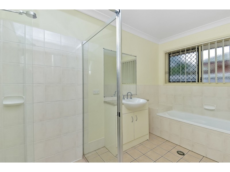 14 Purdie Pl, Forest Lake QLD 4078