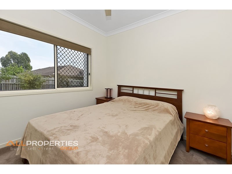 13 Bellthorpe Crescent, Waterford QLD 4133