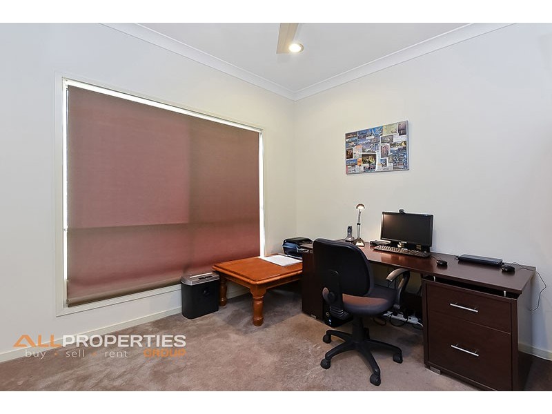 13 Bellthorpe Crescent, Waterford QLD 4133