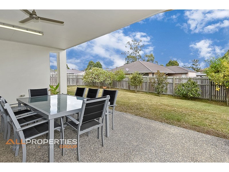 13 Bellthorpe Crescent, Waterford QLD 4133