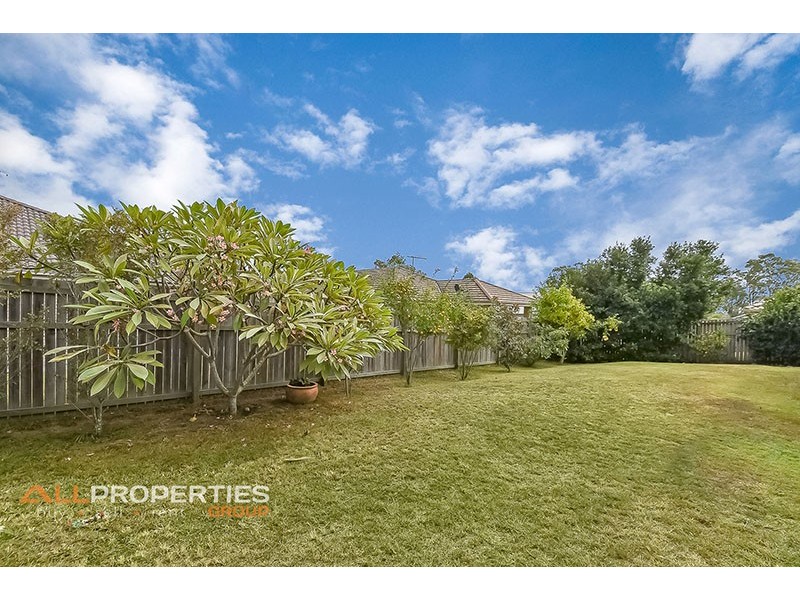 13 Bellthorpe Crescent, Waterford QLD 4133