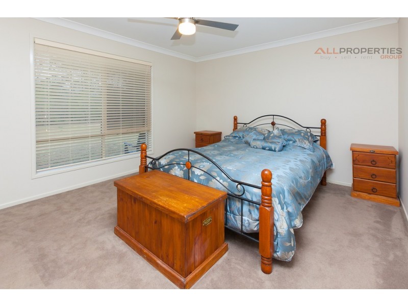 10-12 Bradman St, New Beith QLD 4124