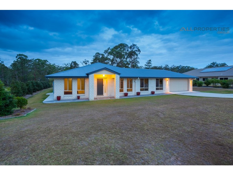 10-12 Bradman St, New Beith QLD 4124