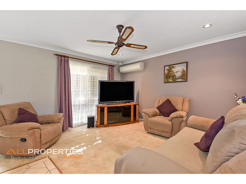 58 BOTTLEBRUSH DRIVE, Regents Park QLD 4118
