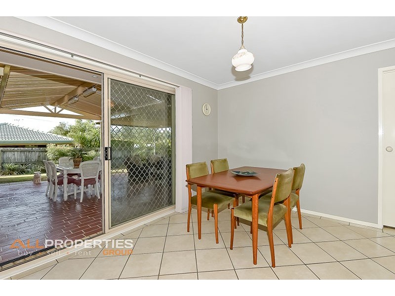 58 BOTTLEBRUSH DRIVE, Regents Park QLD 4118