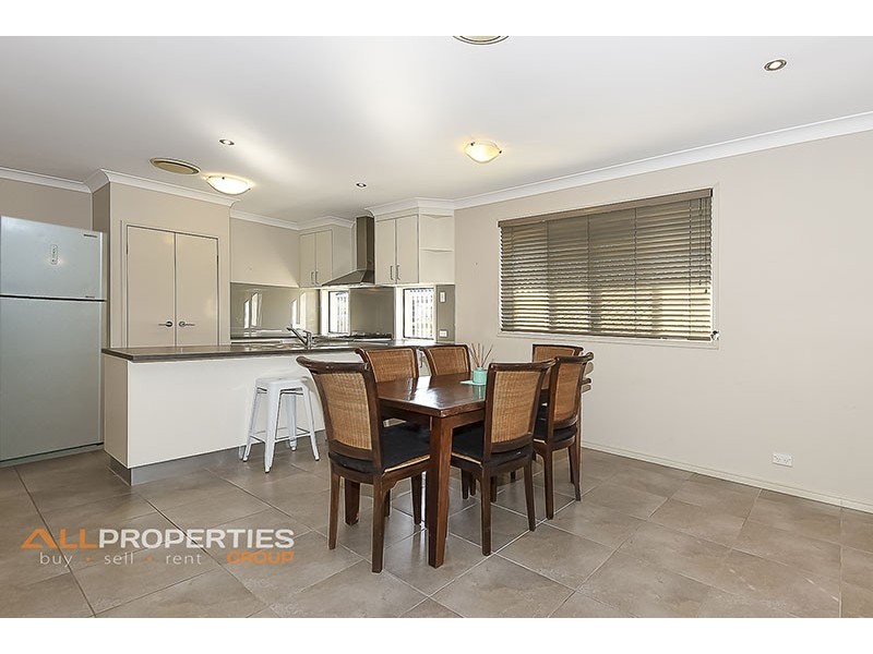 5 Watergum Street, Heathwood QLD 4110