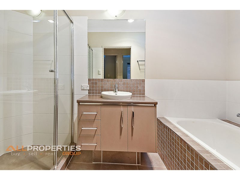 5 Watergum Street, Heathwood QLD 4110