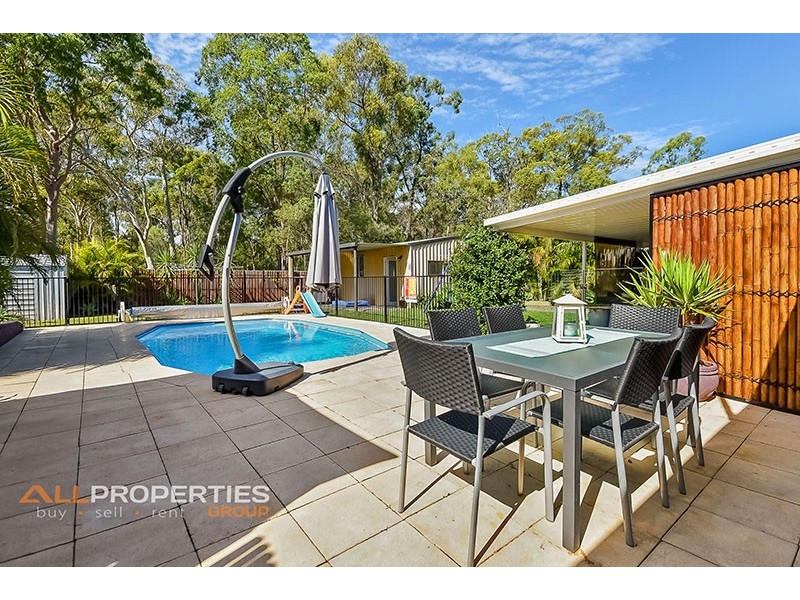 56 CENTAURUS CRESCENT, Regents Park QLD 4118