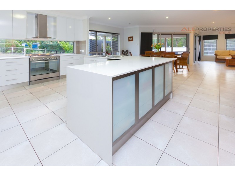 92-94 Platypus Dr, Greenbank QLD 4124