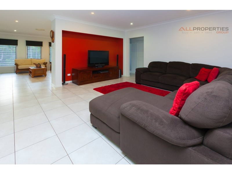 92-94 Platypus Dr, Greenbank QLD 4124