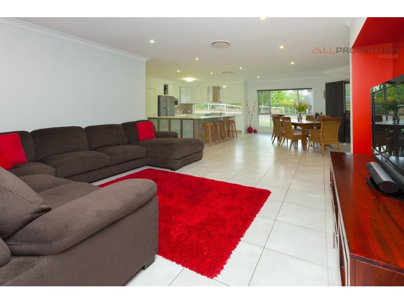 92-94 Platypus Dr, Greenbank QLD 4124