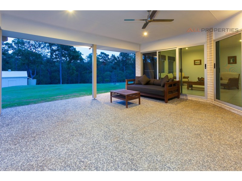 92-94 Platypus Dr, Greenbank QLD 4124