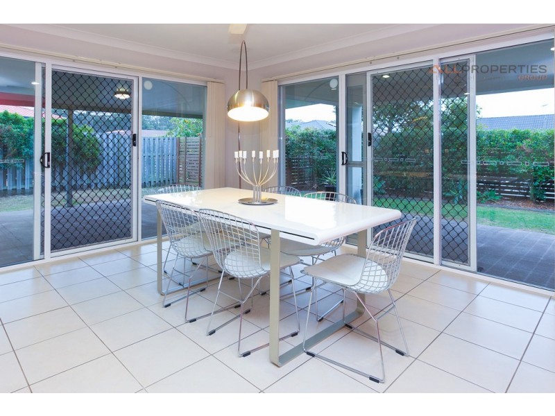 27 Freshwater Drive, Berrinba QLD 4117