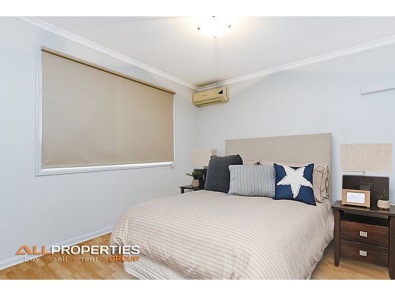 18 Goldeneye Place, Forest Lake QLD 4078