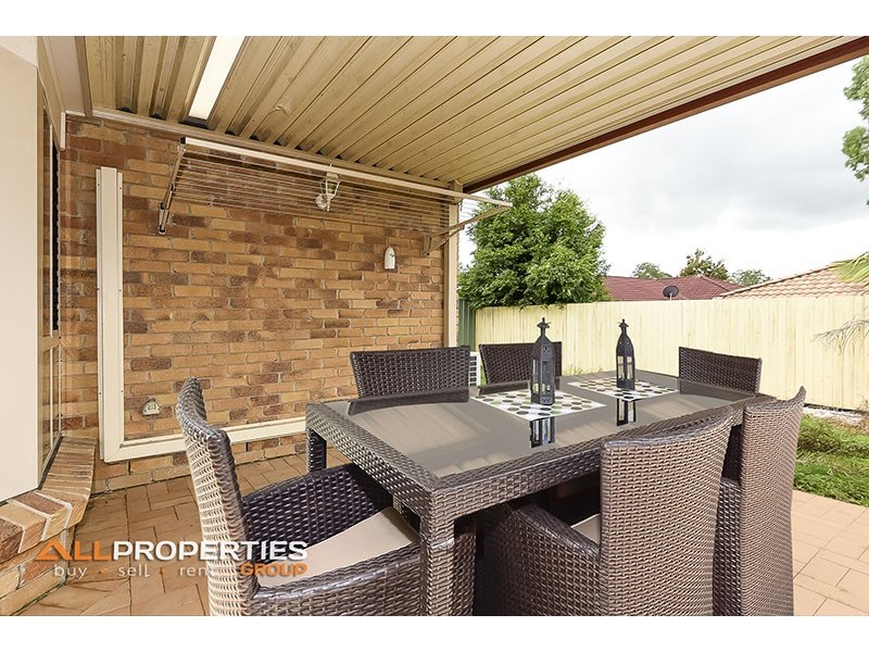 18 Goldeneye Place, Forest Lake QLD 4078