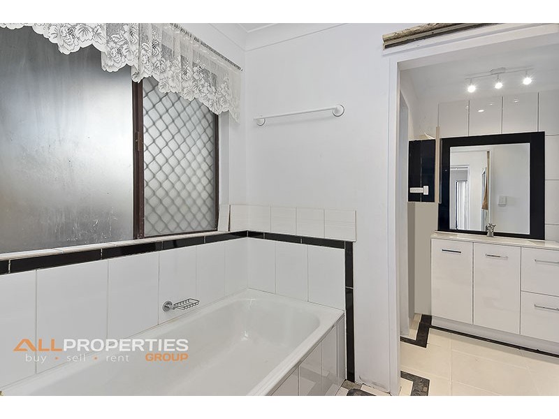 58 Ironwood Street, Crestmead QLD 4132