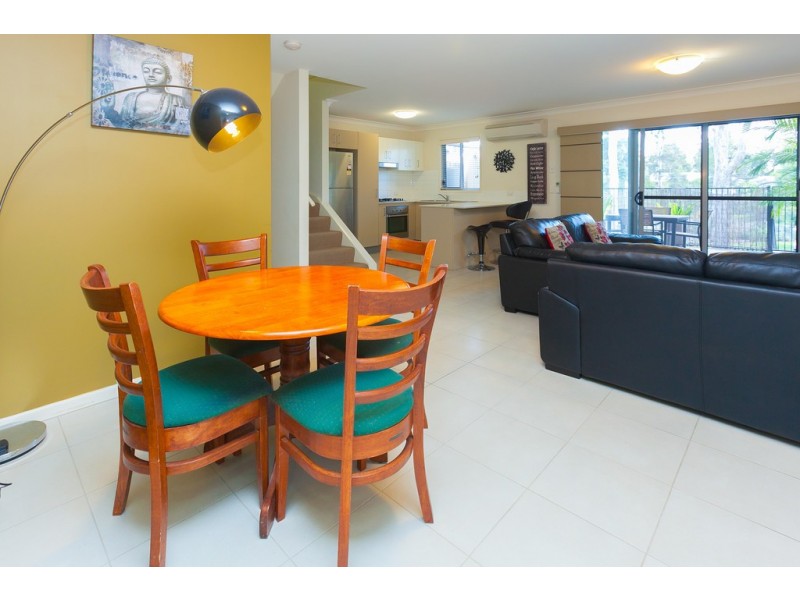 9/2 Diamantina St, Calamvale QLD 4116