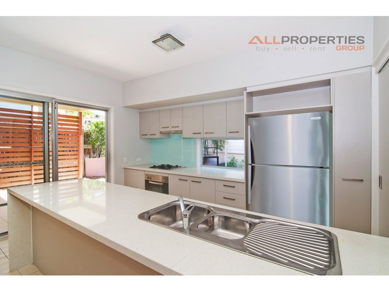 4/99 Ashby Street, Fairfield QLD 4103