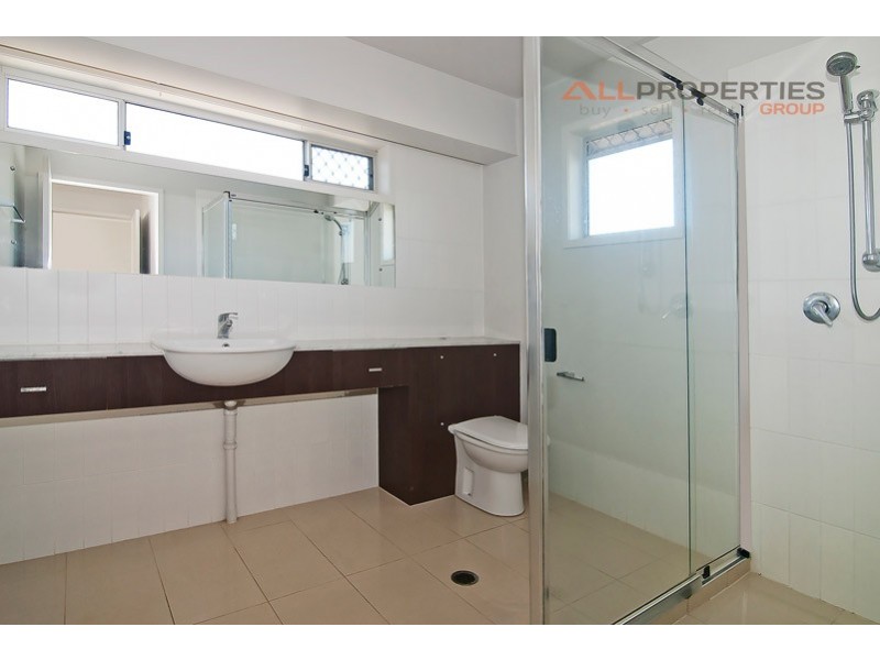 4/99 Ashby Street, Fairfield QLD 4103