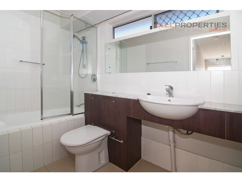 4/99 Ashby Street, Fairfield QLD 4103