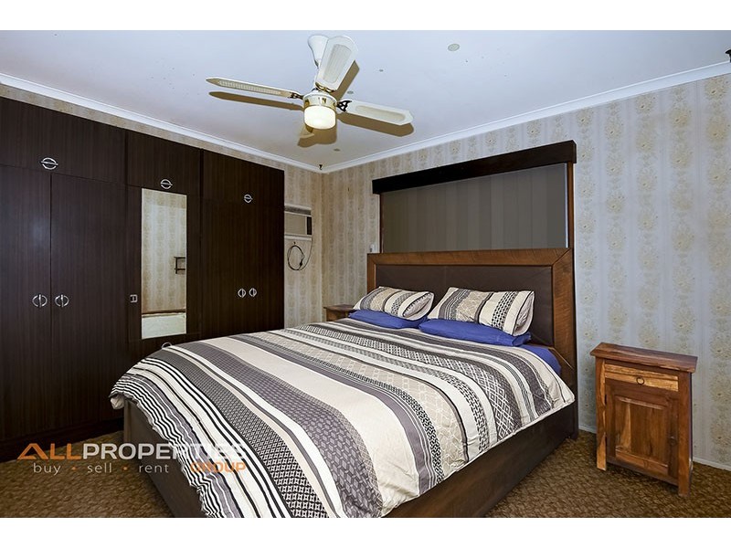 36 Paperbark St, Crestmead QLD 4132