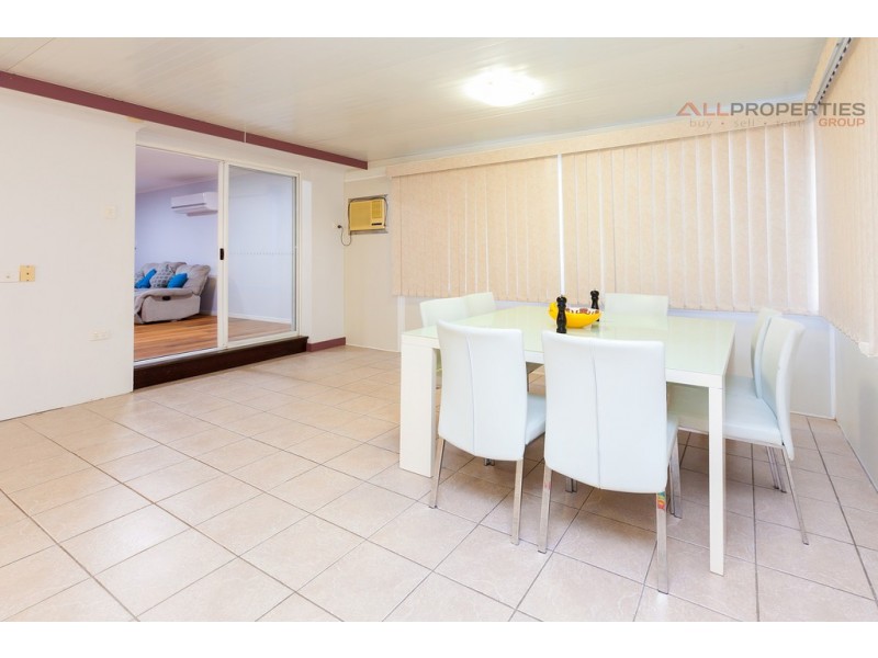 5 Wade Ct, Boronia Heights QLD 4124