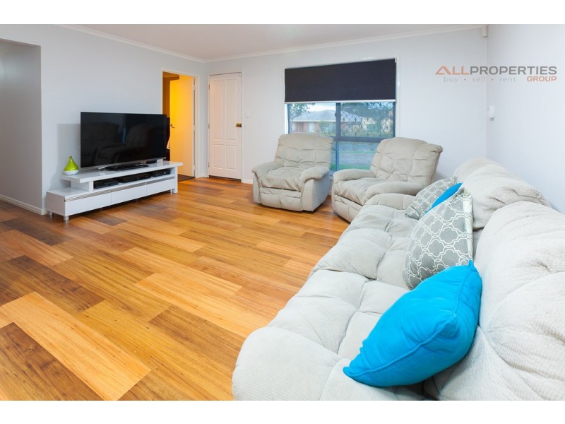 5 Wade Ct, Boronia Heights QLD 4124