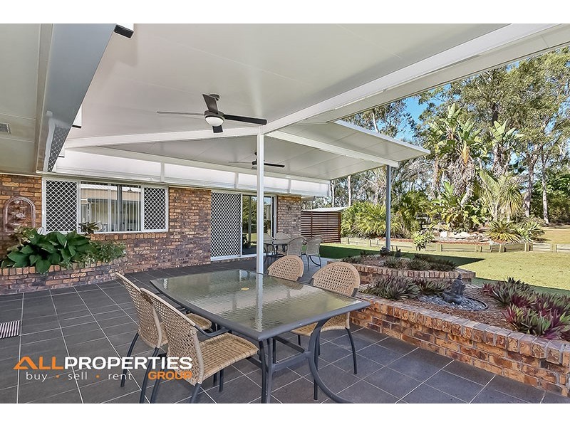 53 Merluna Road, Park Ridge South QLD 4125