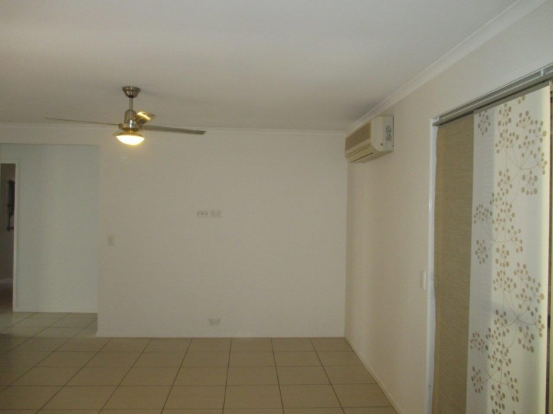 23 Bottlebrush Drive, Regents Park QLD 4118