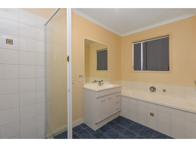 75 Thallon Road, Kensington Grove QLD 4341