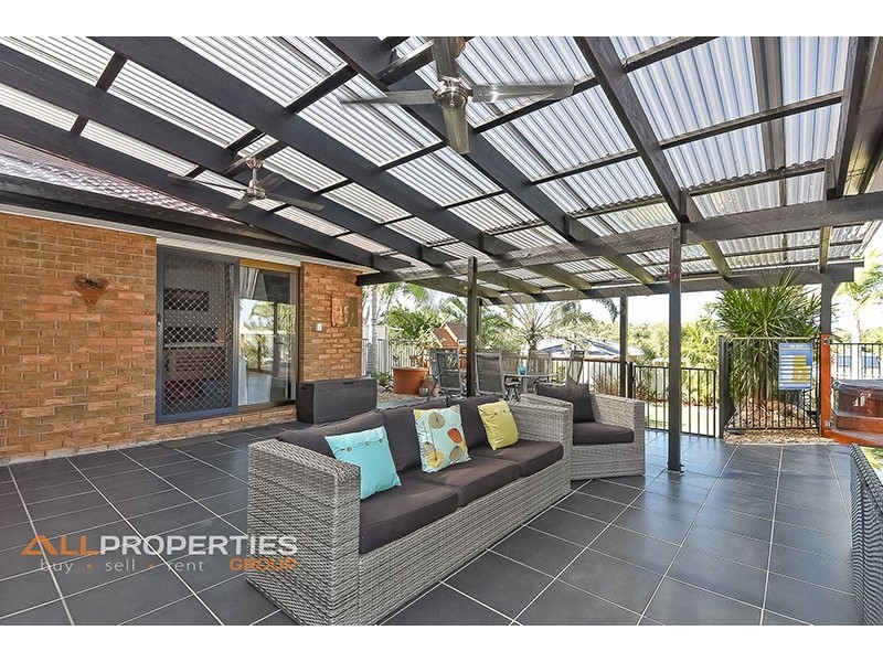 24 REDGUM DRIVE, Regents Park QLD 4118