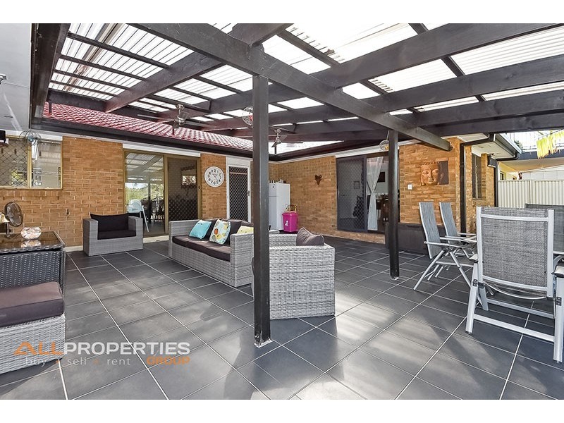 24 REDGUM DRIVE, Regents Park QLD 4118