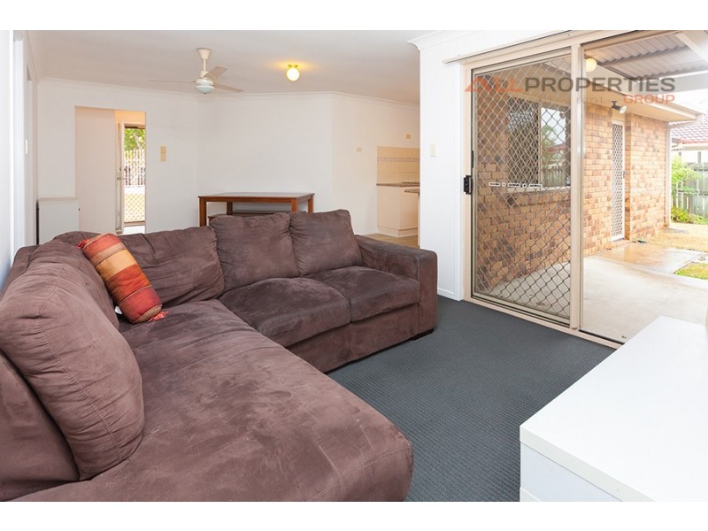 13 Geaney Boulevard, Crestmead QLD 4132